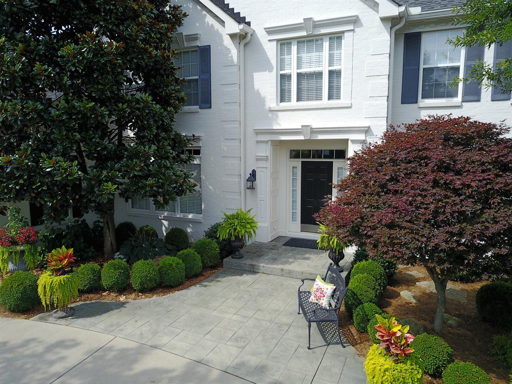Entrance for 2021 Brantwood Dr Hebron, KY 41048