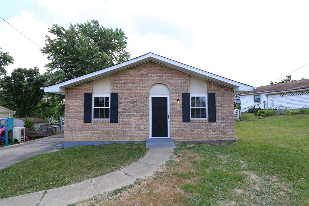 7656 Drawbridge Ct