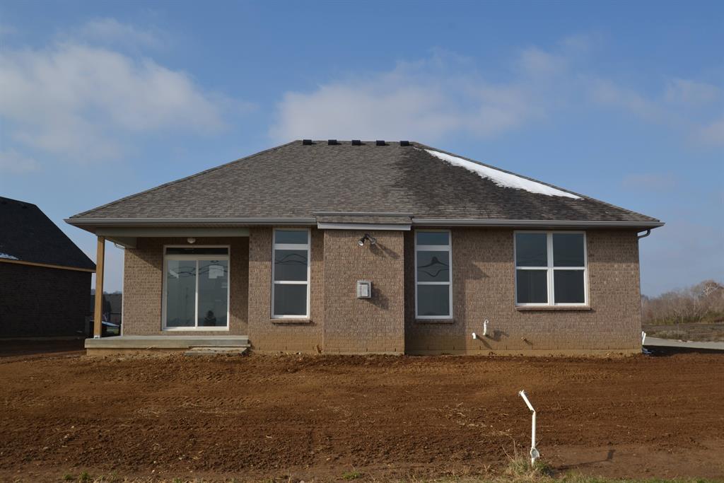 Patio for 2021 Demoret Ln, VC15 Ross Twp., OH 45014