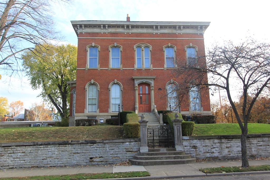 337 Washington Ave, 7