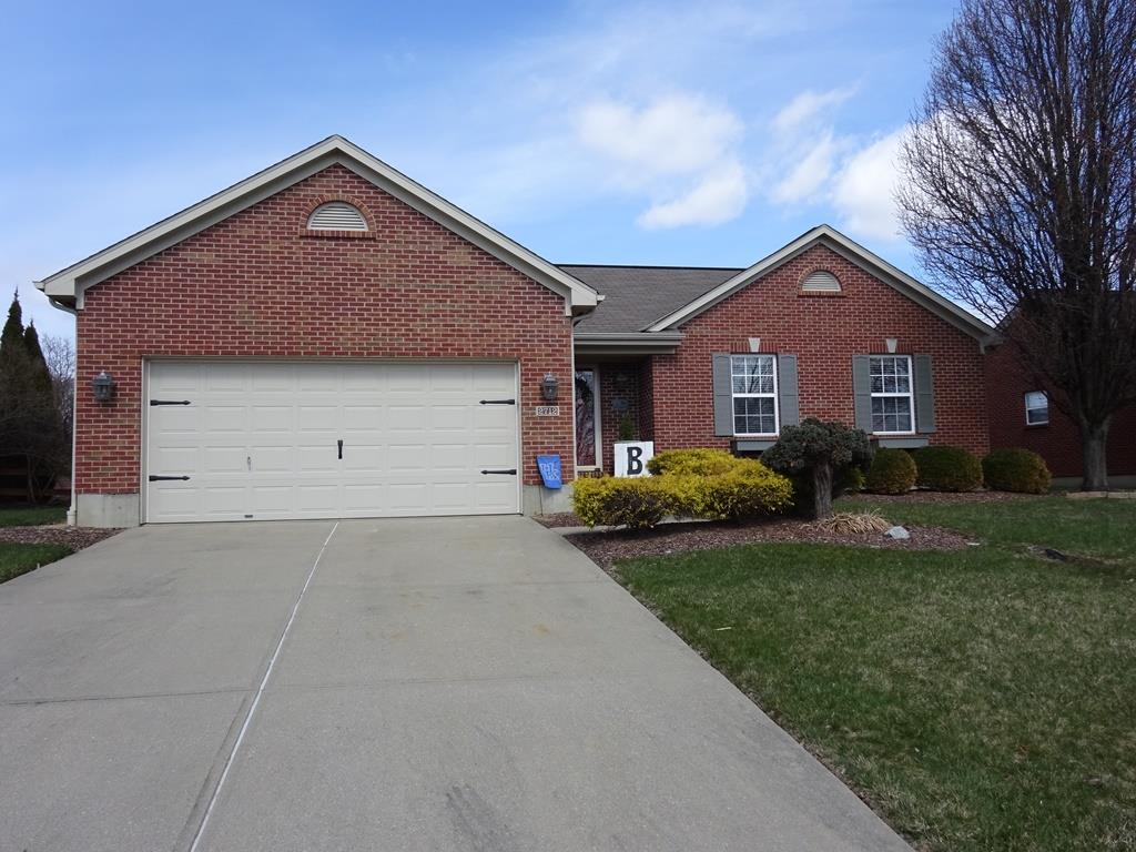 2712 Coachlight Ln