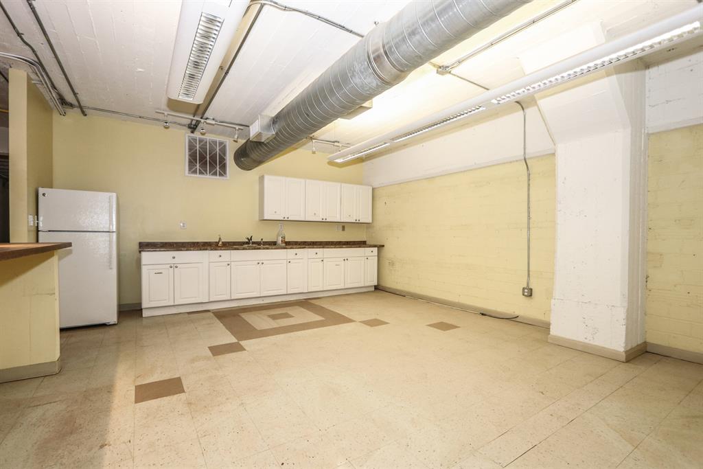 Kitchen for 3846 Montgomery Rd Norwood, OH 45212