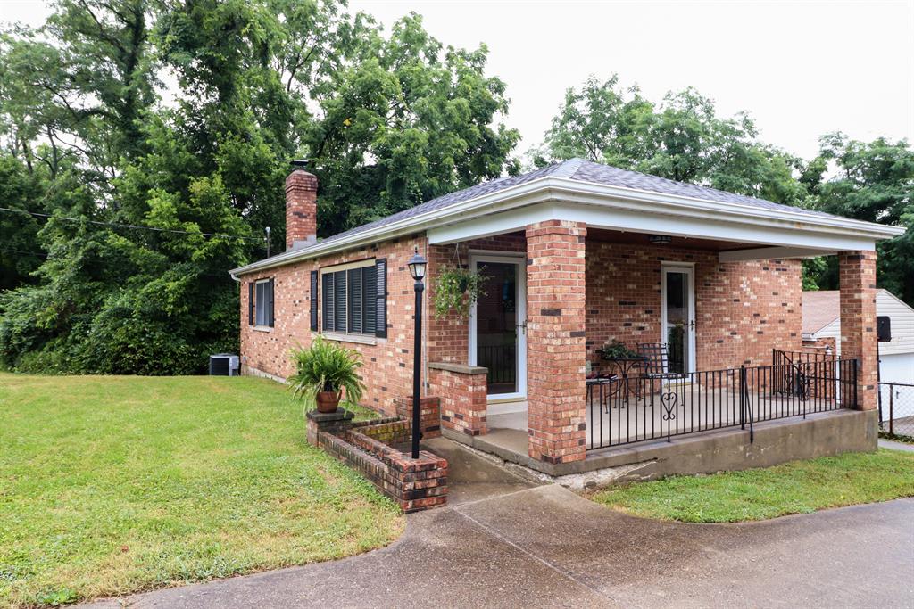Exterior (Main) 2 for 11725 Manor Lake Dr Independence, KY 41051