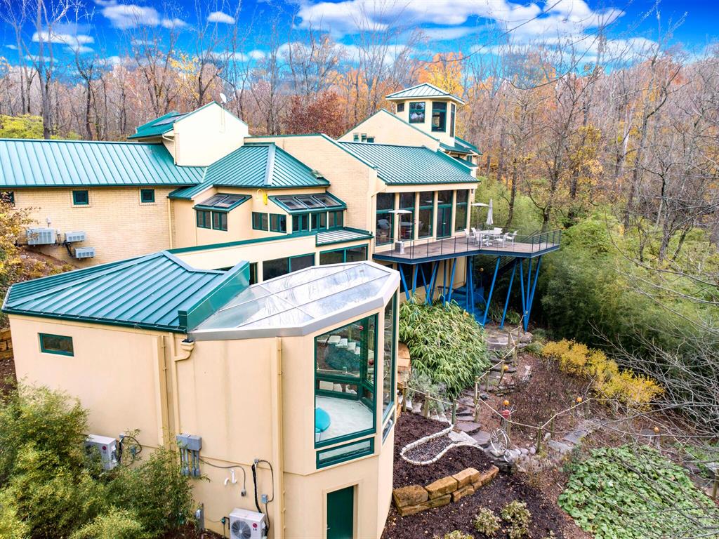 7975 Indian Hill Rd
