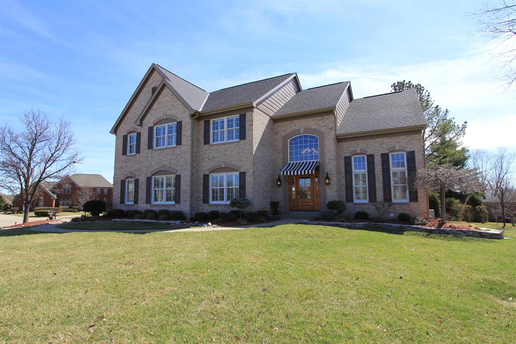 925 North Oak Dr