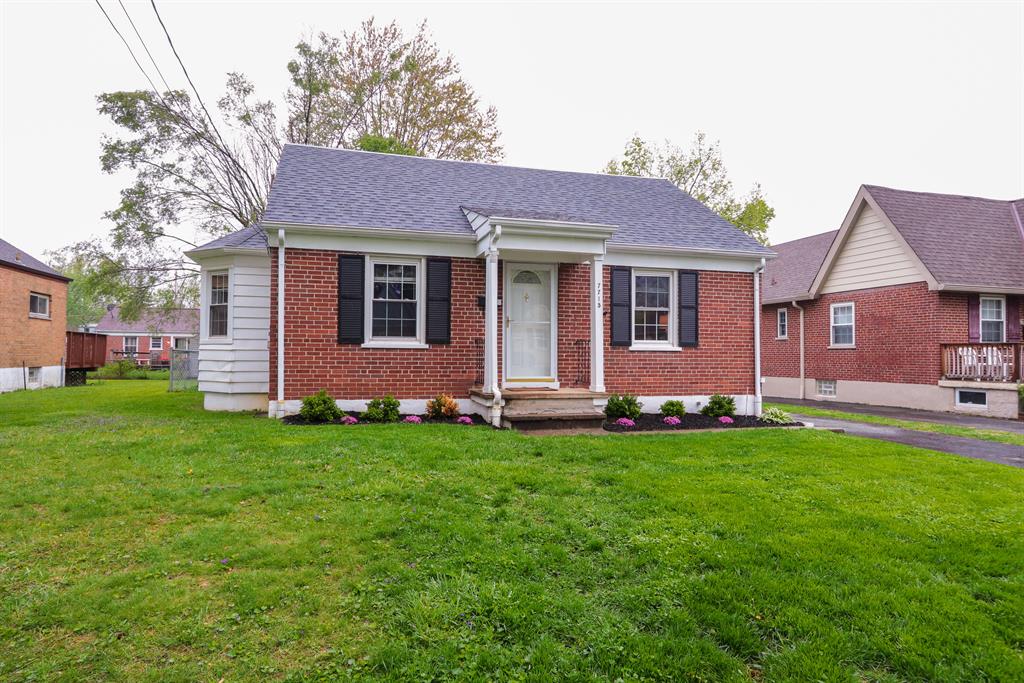 Exterior (Main) 2 for 7715 Eustis Ct Deer Park, OH 45236