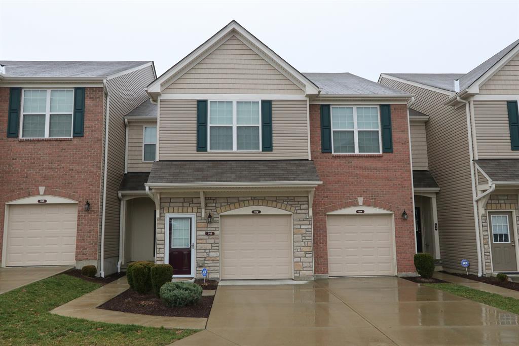 914 Misty Stream Dr Springfield Twp., OH