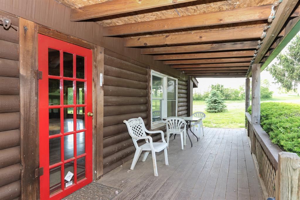 Entrance for 120 Elliston Napoleon Warsaw, KY 41095