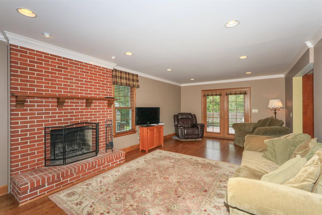 Family Room for 729 Sage Hill Dr Taylor Mill, KY 41015