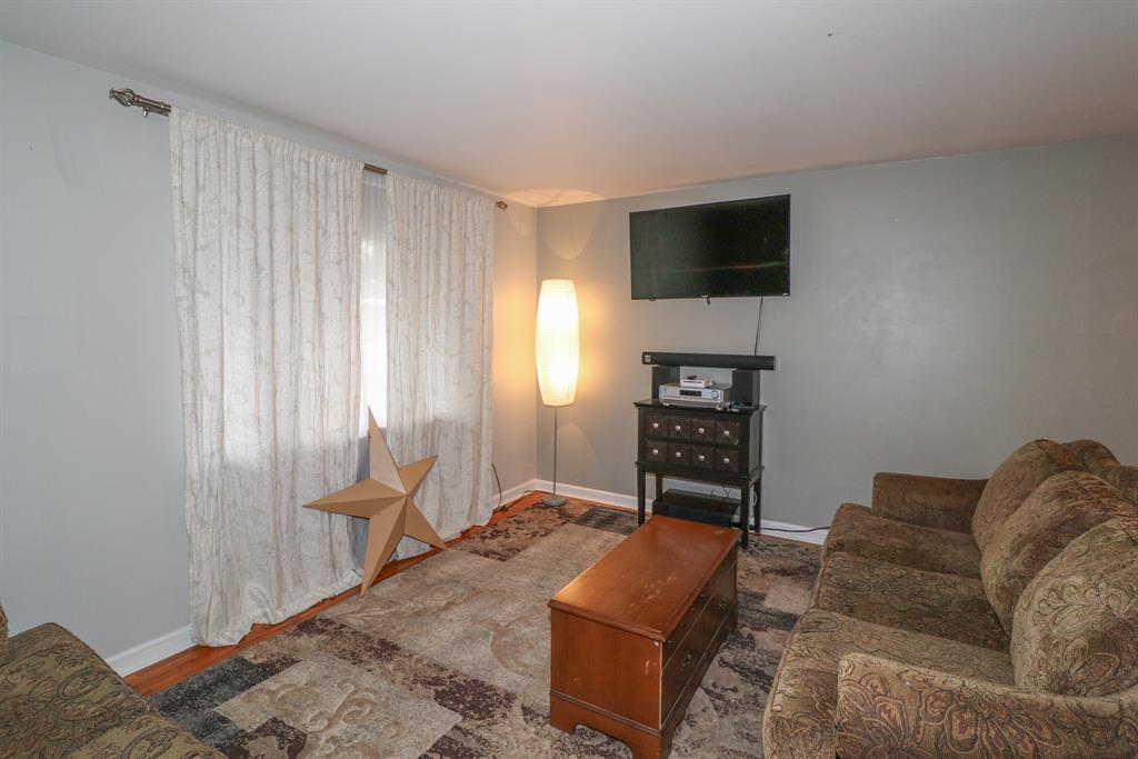 Living Room image 2 for 1137 Lanette Dr Anderson Twp., OH 45230