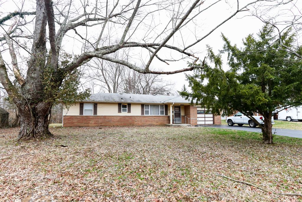 5533 Garrett Dr