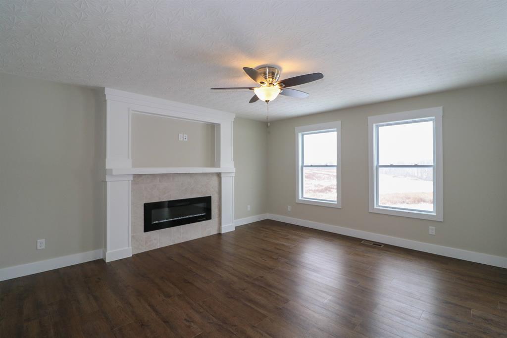 Living Room for 605 Malbec Ln Walton, KY 41094