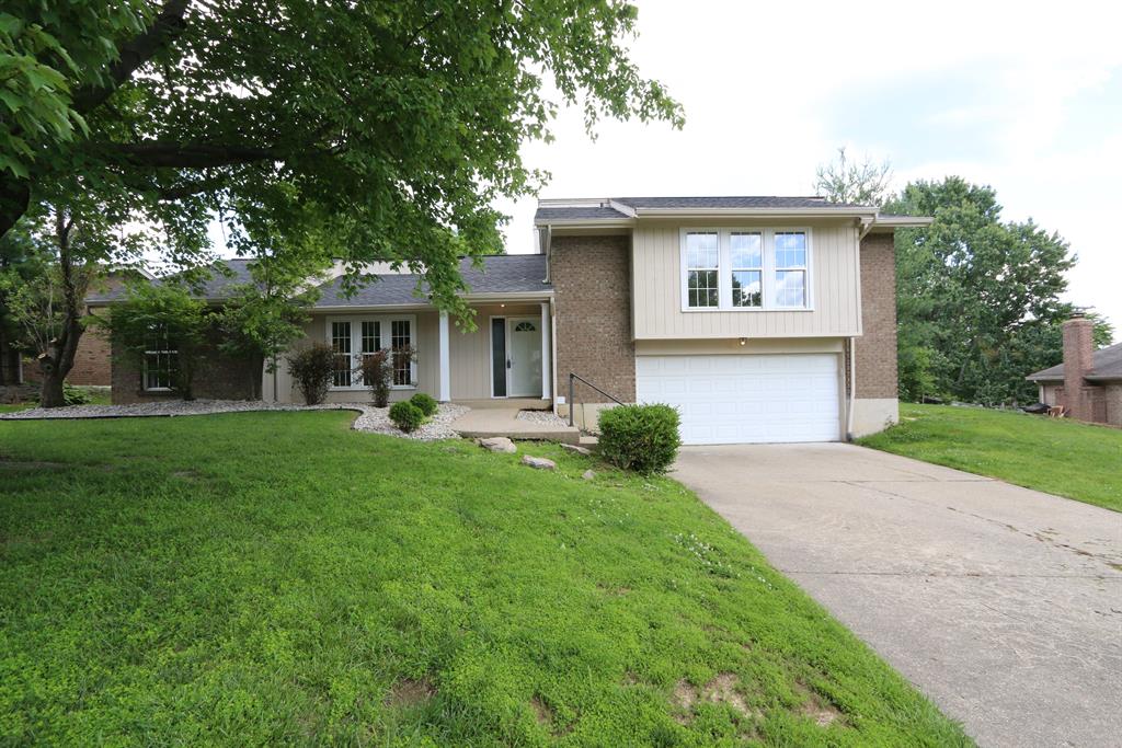8854 Valley Cir