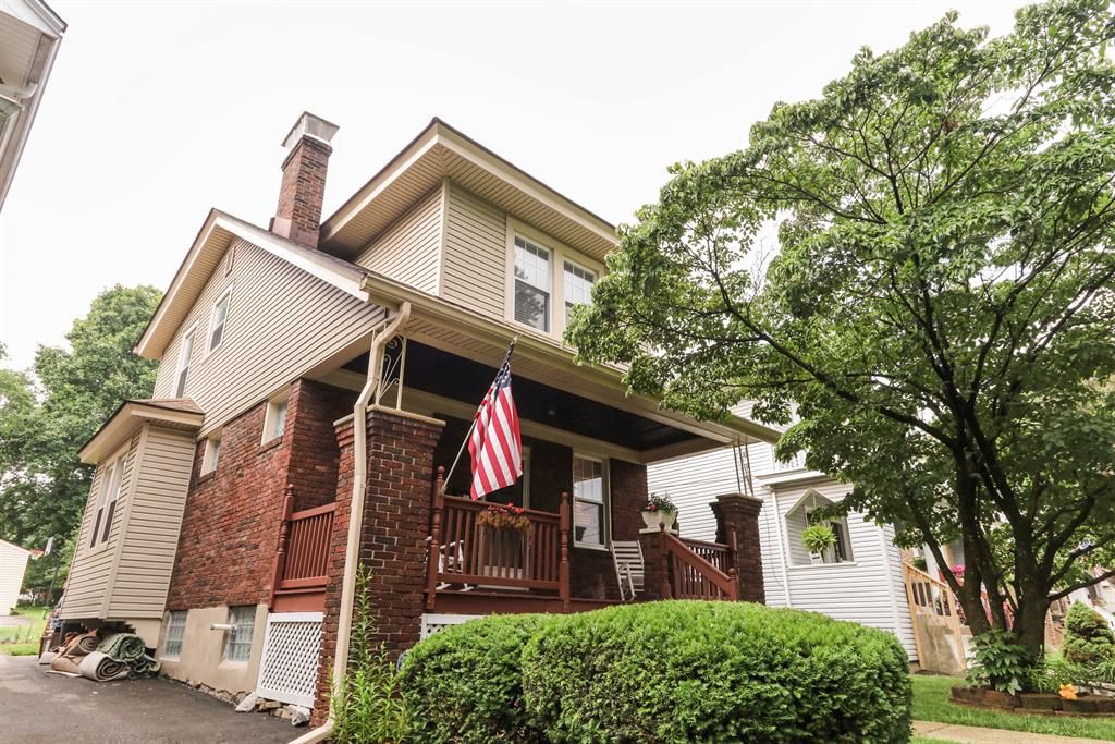 Exterior (Main) 2 for 2521 Lysle Ln Norwood, OH 45212