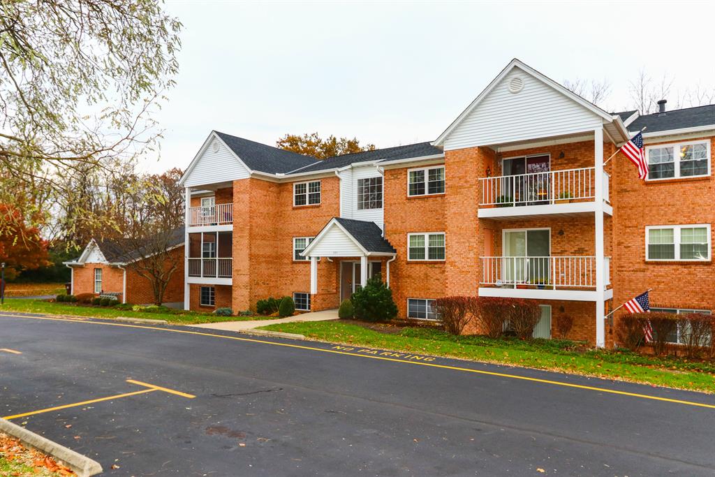 3211 Heritage Square Dr, 12 Colerain Twp.West, OH