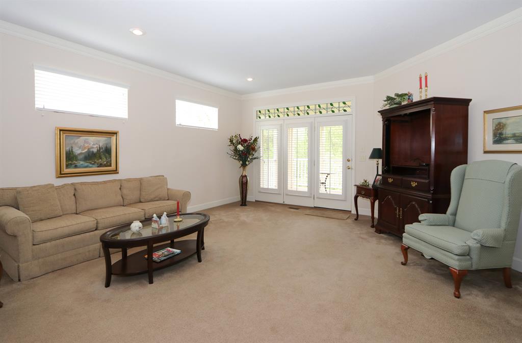 Living Room for 2638 Saint Charles Cir Union, KY 41091