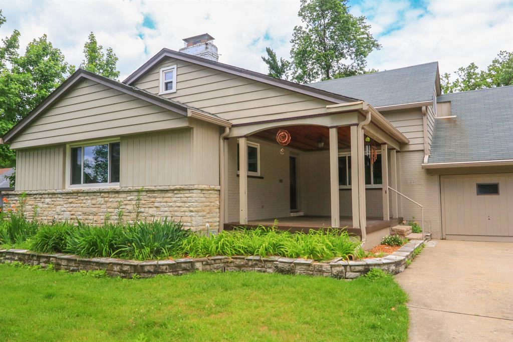 Entrance for 904 Timber Trl Finneytown, OH 45224