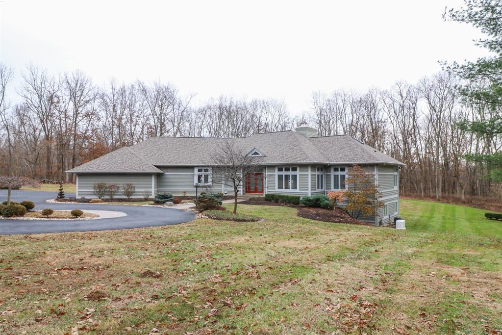Exterior (Main) 2 for 10375 Carriage Trl Indian Hill, OH 45242