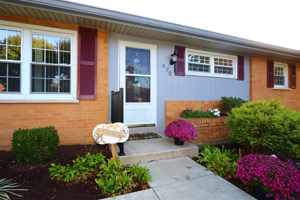 Entrance for 920 Villa Dr Villa Hills, KY 41017