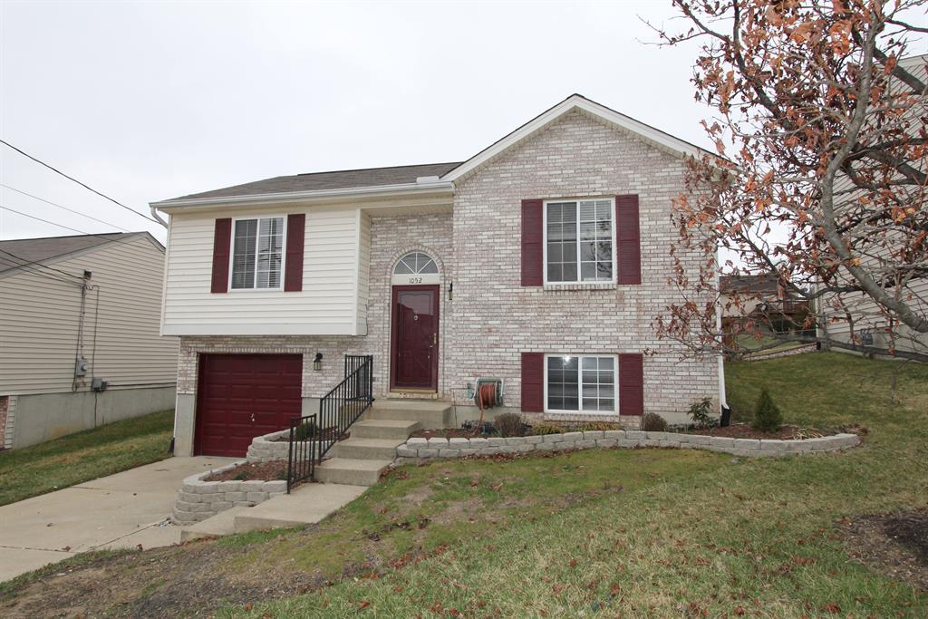 1052 Pebble Creek Dr