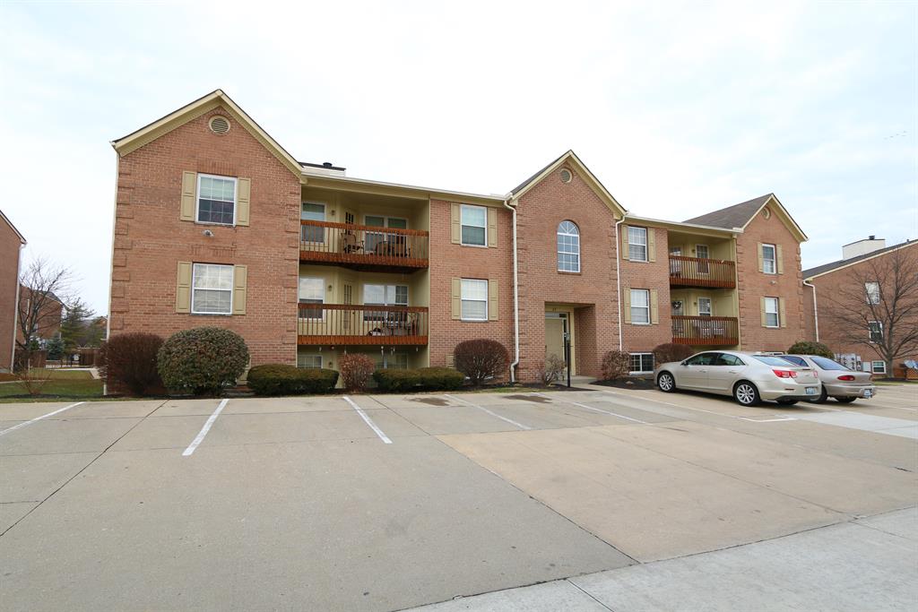 23 Highland Meadows, 3