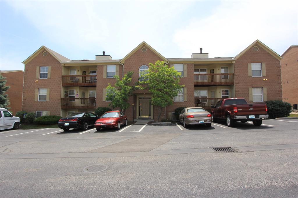 16 Meadow Ln, 12