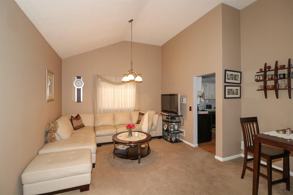 Living Room for 5548 Northglen Rd Bridgetown, OH 45248