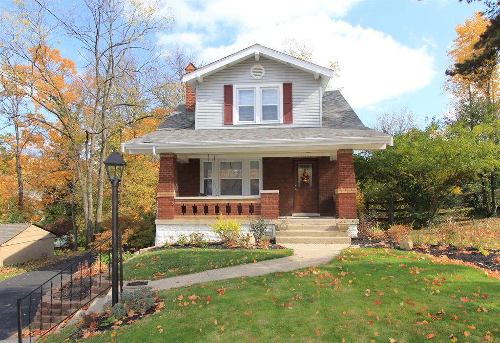 4 Lyndale Rd