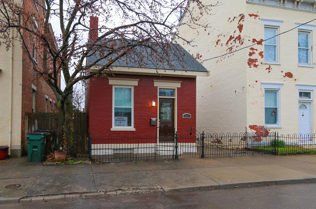 217 Forrest St