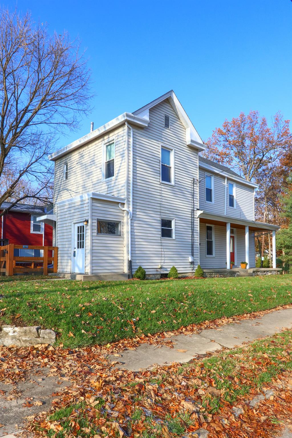 201 W 31st St