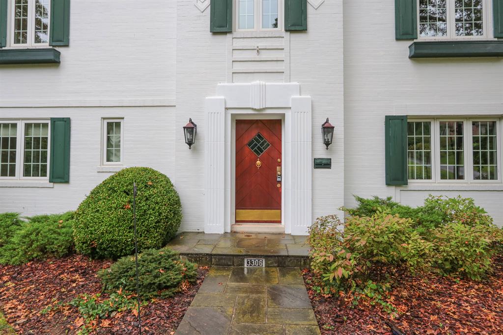Entrance for 3306 Mannington Ave Mt. Lookout, OH 45226