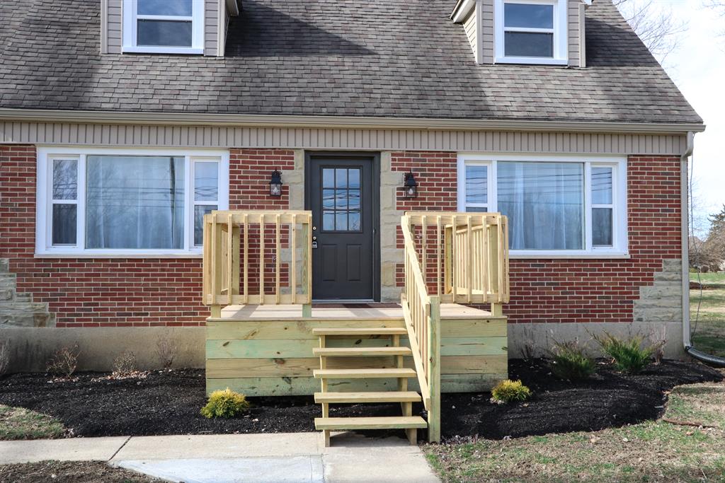 Entrance for 1021 S Miami St West Milton, OH 45383