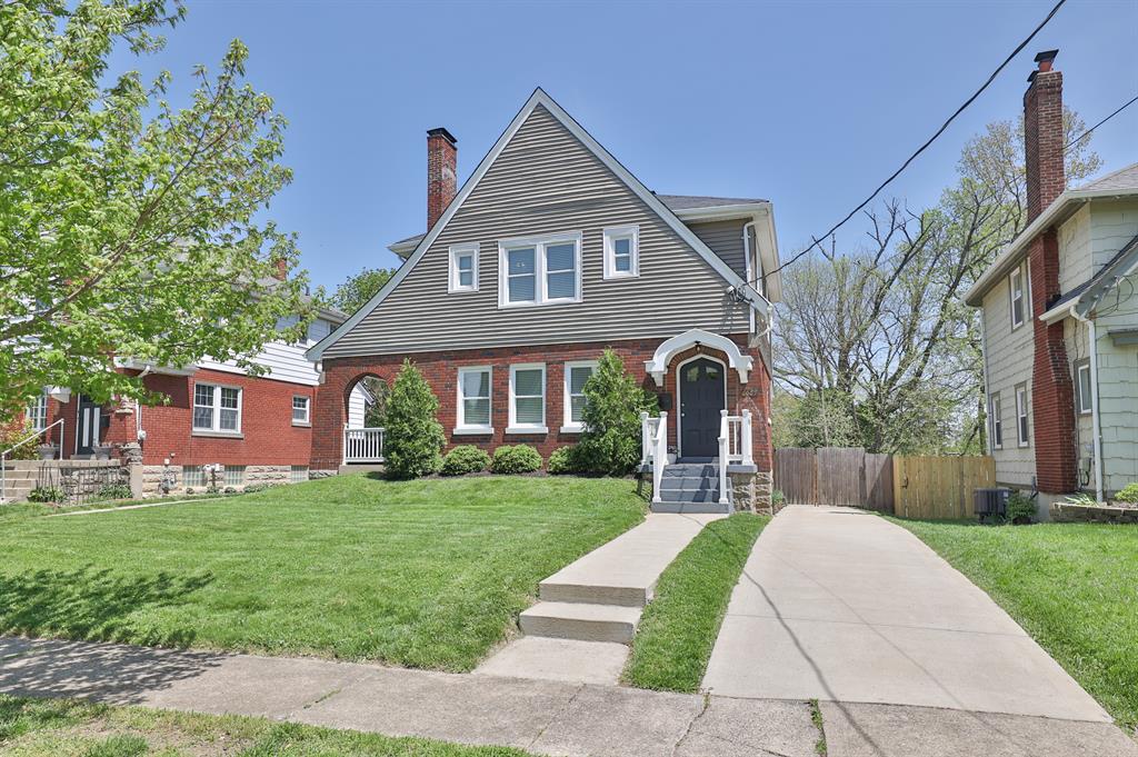 6689 Iris Avenue Kennedy Hts., OH