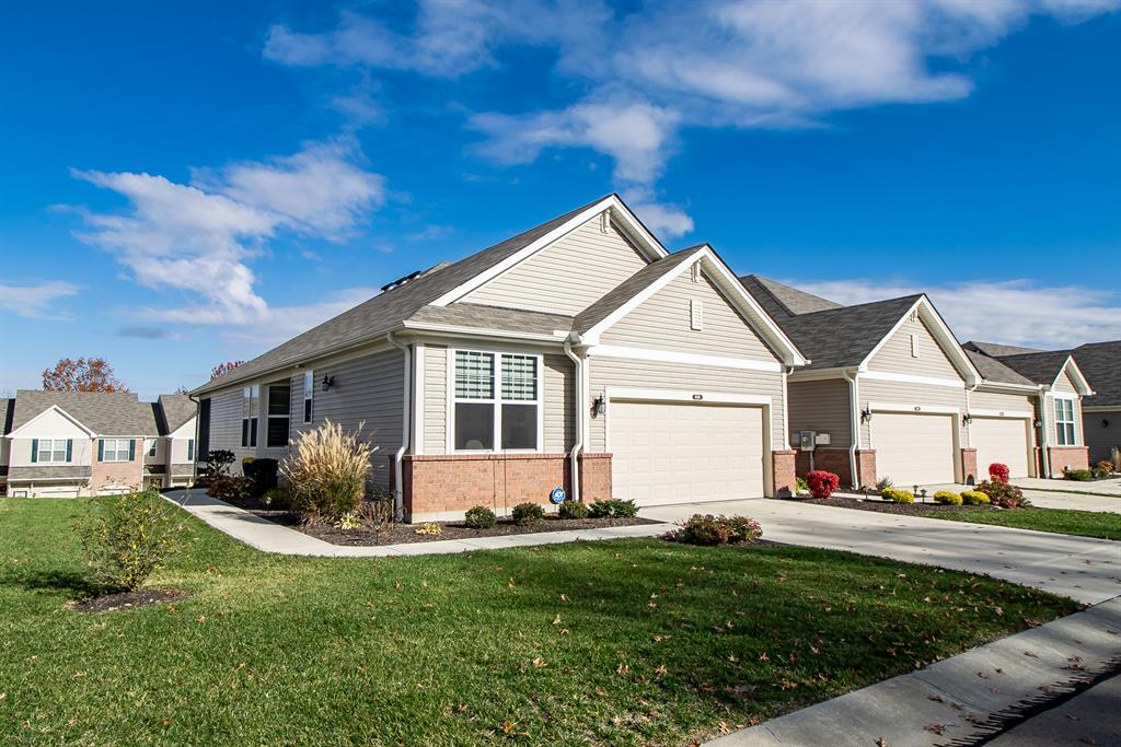 938 Valleywatch Dr Springfield Twp., OH