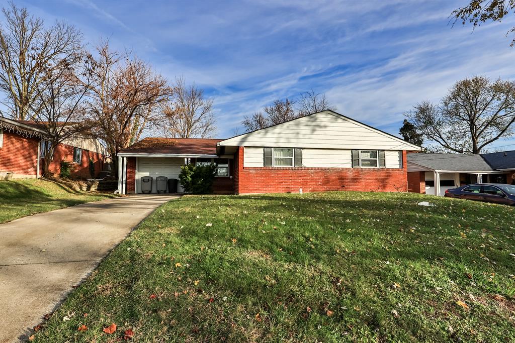 944 Tivoli Lane