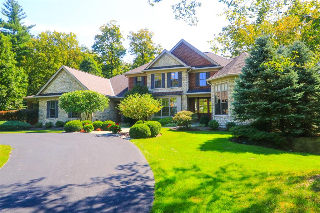 Exterior (Main) 2 for 6200 Shadyglen Rd Indian Hill, OH 45243