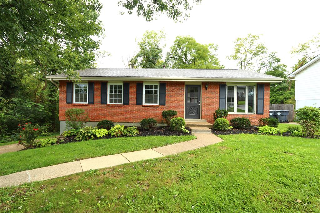 715 Peach Tree Ln
