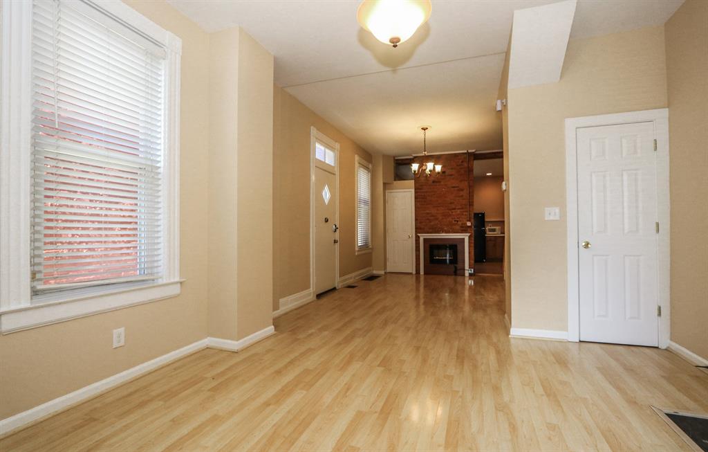 Living Room for 4159 Apple St Northside, OH 45223