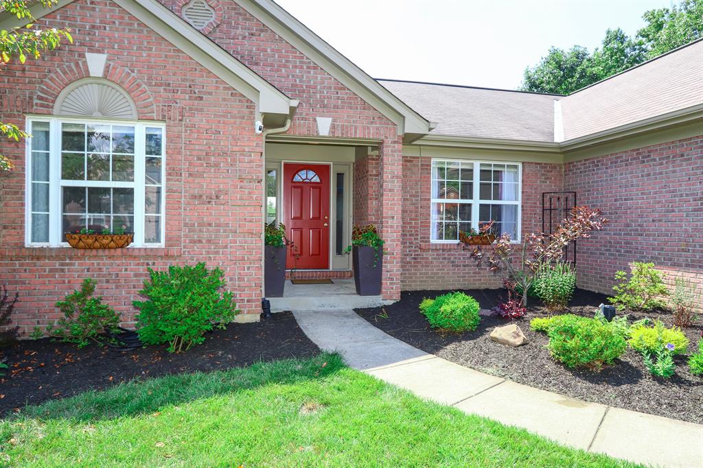 Entrance for 6361 Hawks Nest Ct Burlington, KY 41005