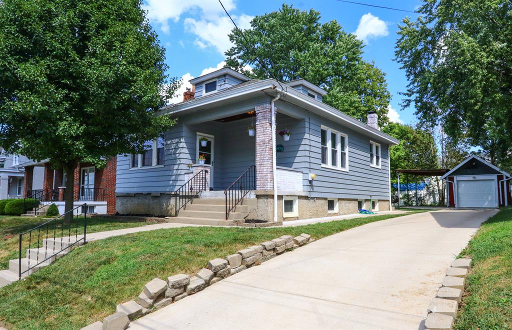 3928 Delmar Ave Cheviot, OH