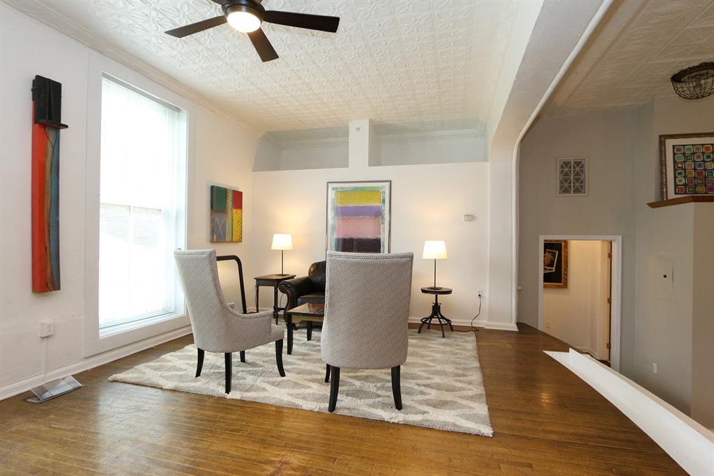 Living Room for 226 McDaniel St, 110 Dayton, OH 45405