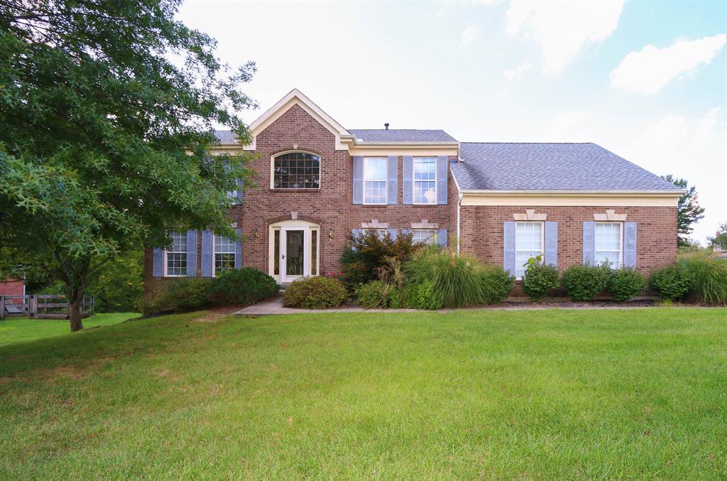 8257 Pineknoll Ct