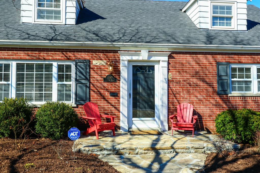Entrance for 1067 Lawton Rd Park Hills, KY 41011