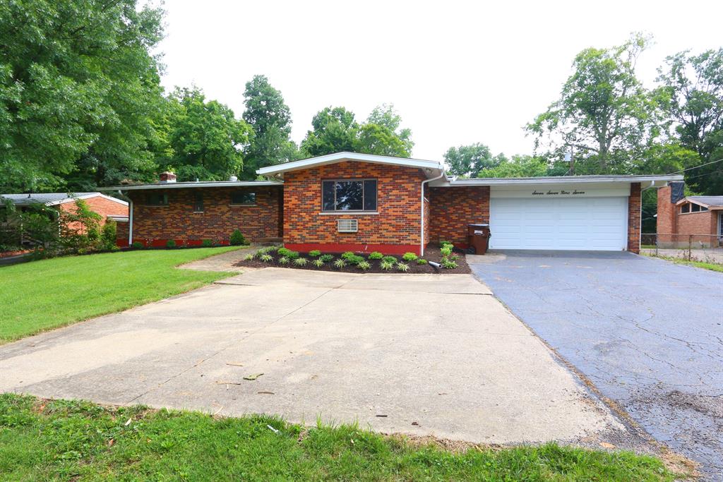 7797 View Place Dr