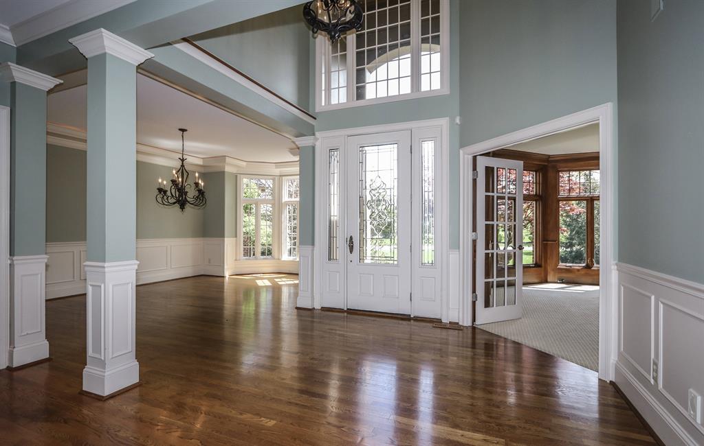 Foyer for 3255 Legacy Trace Amberley, OH 45237