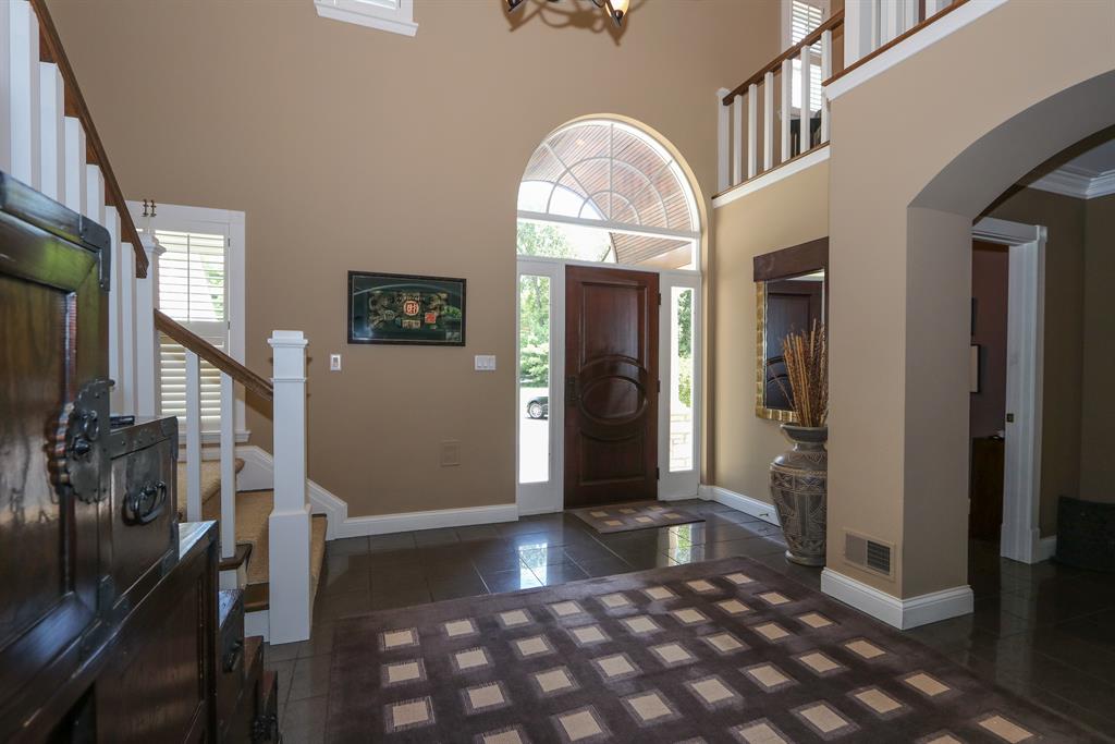 Foyer for 5445 Miami Rd Indian Hill, OH 45243