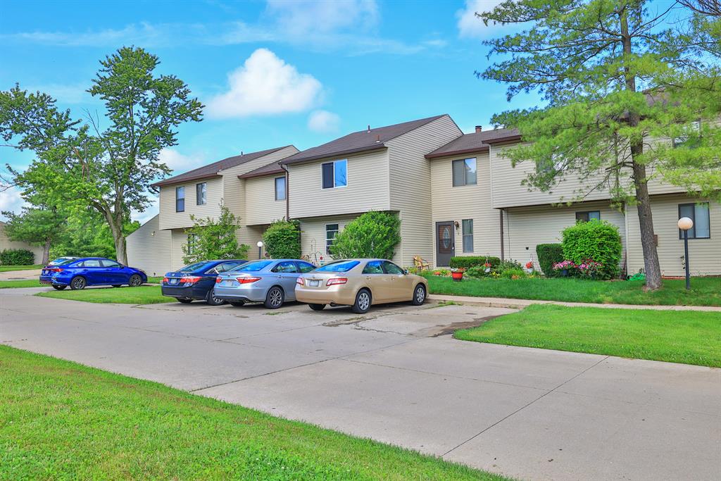 100 Oak Creek Court 3 Fairfield, OH