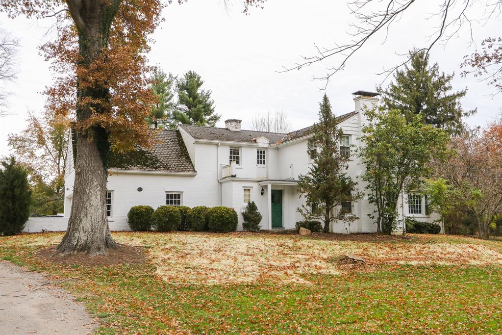 8180 Kugler Mill Rd Indian Hill, OH