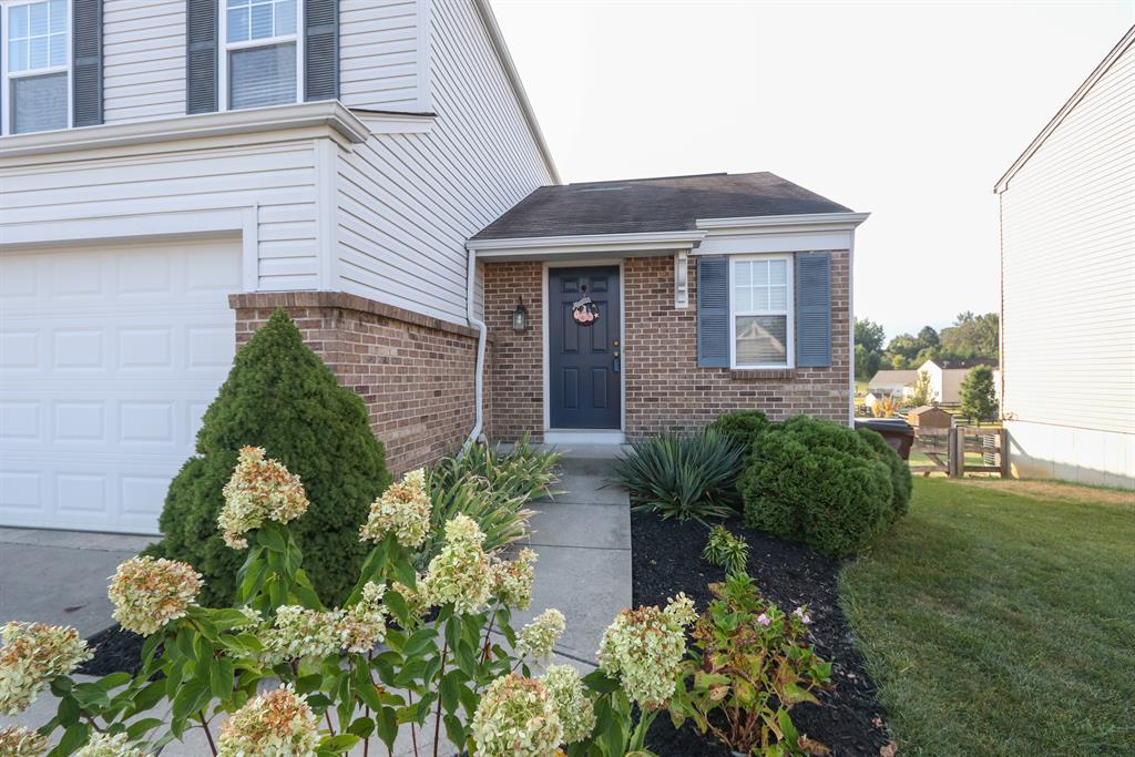 Entrance for 1199 Edgewater Way Alexandria, KY 41001