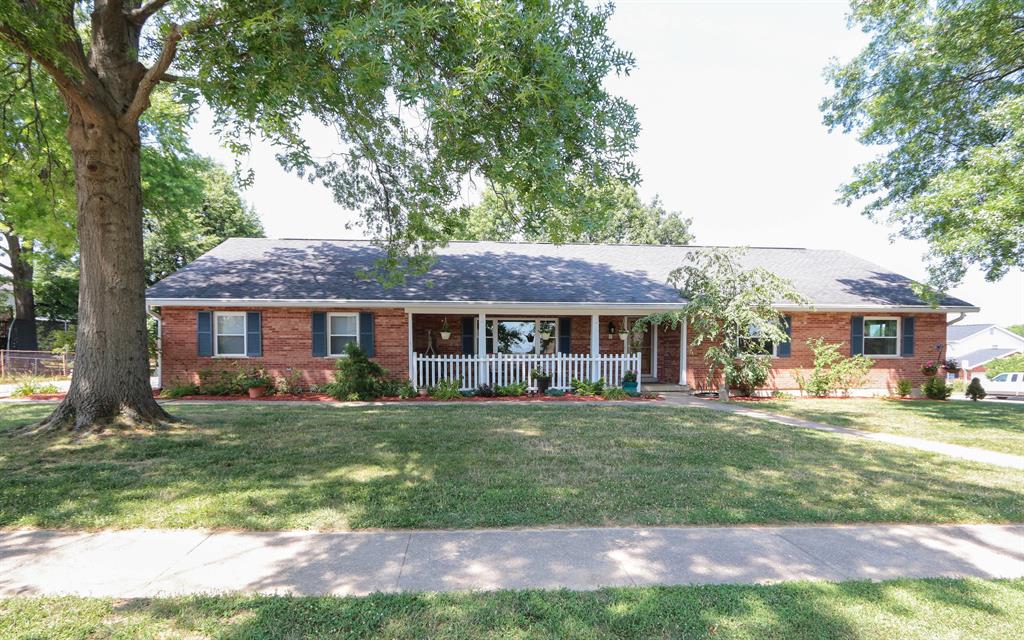 547 Kinsella Dr